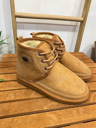 UGG Taba Bot