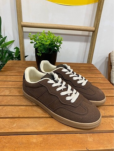 Acı Kahve Süet Sneakers