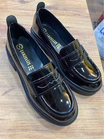 36 Beden Siyah Rugan Loafer
