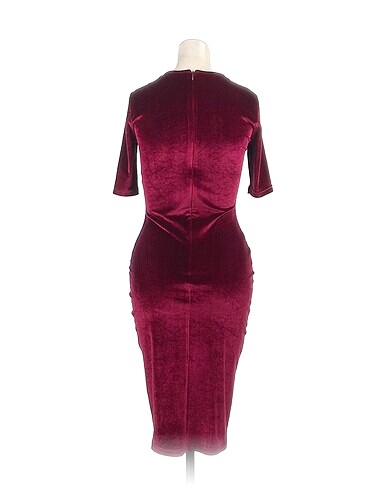 s Beden PreLoved Uzun Elbise %70 İndirimli.