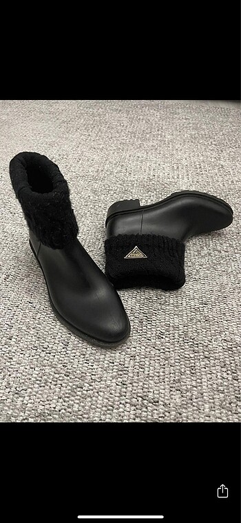 Guess Guess sıvı geçirmez bot