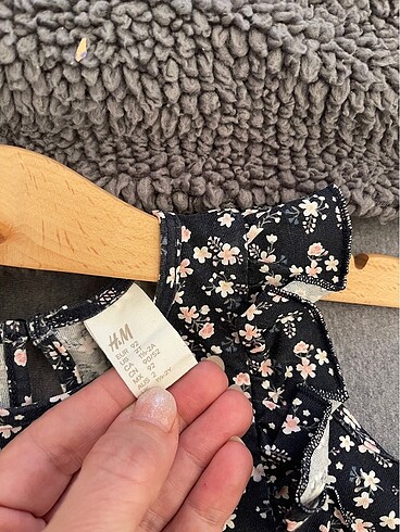 18-24 Ay Beden H&M 1.5/2 yaş uyumlu fırfırlı elbise