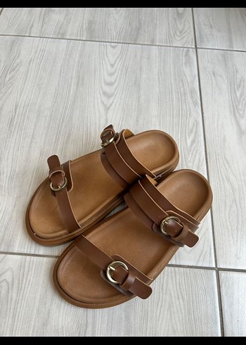 Tokalı Kahverengi Deri Kadın Terlik - Görsel 3