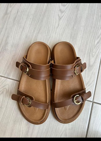 Tokalı Kahverengi Deri Kadın Terlik - Görsel 4