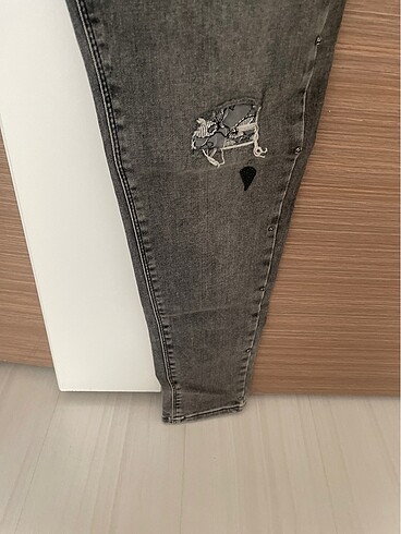 29 Beden gri Renk Desperado Jeans