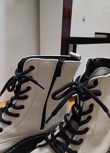 LC Waikiki LCW BOT