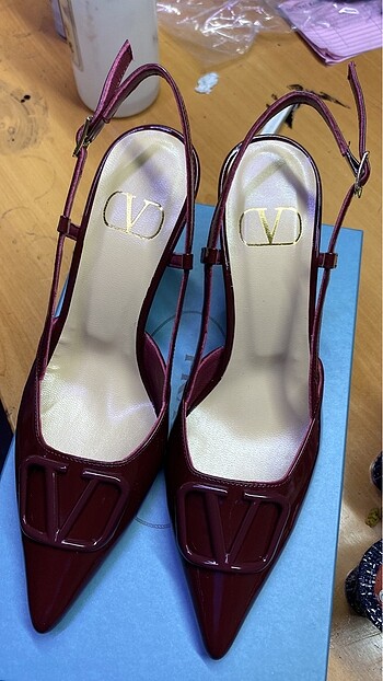 37 Beden Valentino