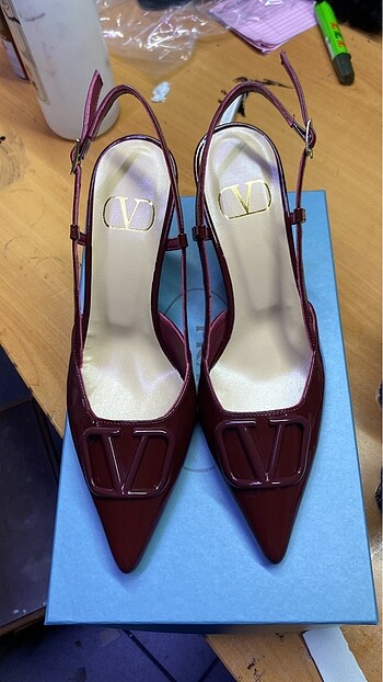 37 Beden bordo Renk Valentino