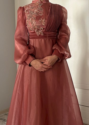 Soğankabuğu renkli Uzun Kollu Nakışlı Drape Detaylı Abiye