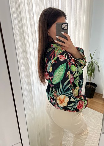 Zara Çiçek Desenli Kısa Kadın kot Ceket - Görsel 2