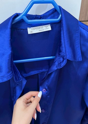 Uzun Kollu saten Mavi Düğmeli Kadın Gömlek - Görsel 3