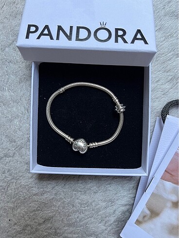 Pandora Pandora bileklik