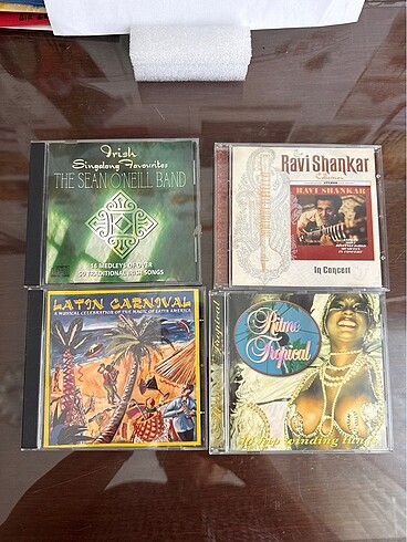 4 adet CD