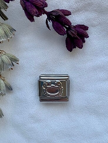 Yengeç Charm