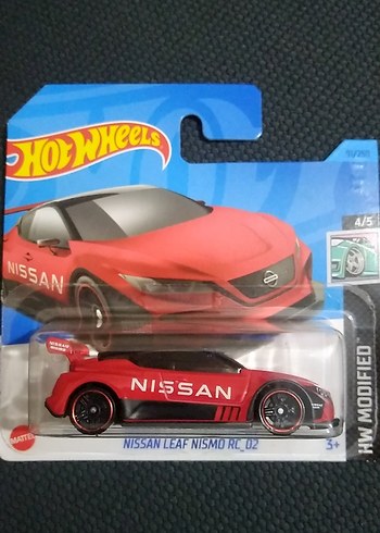 Kırmızı Nissan Leaf Nismo RC_02