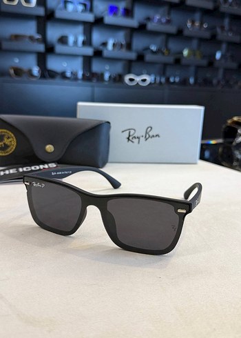 Ray Ban