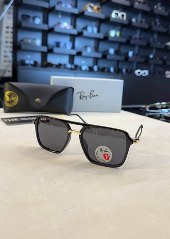 Ray Ban
