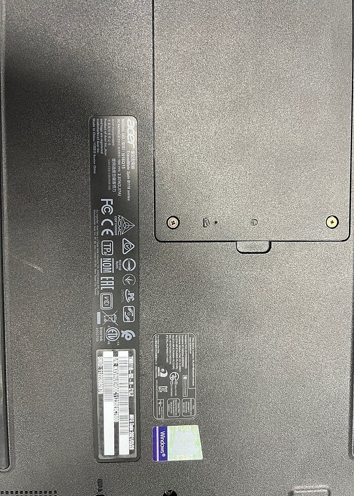 ACER TRAVELMATE B NOTEBOOK+ TABLET - Görsel 5