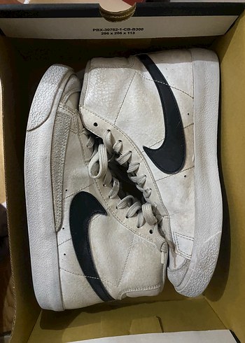 38 Beden Nike blazer