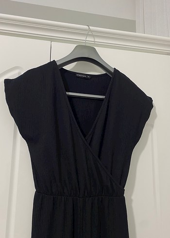 Siyah Drapeli V Yaka Kadın Tulum - Görsel 2