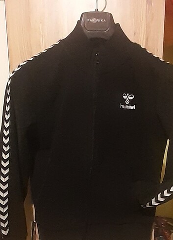 Hummel ceket