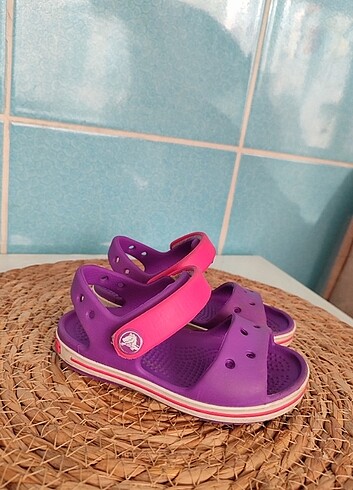 Orijinal crocs 22.23 c6