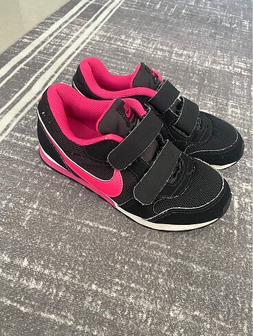 Nike çocuk ayakkabı