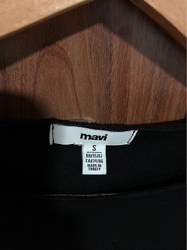 s Beden Siyah Bluz Crop