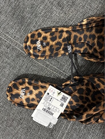 38 Beden Leopar Terlik