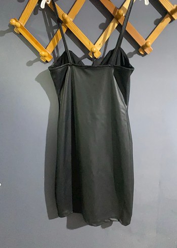 Siyah Deri Görünümlü Mini Goth Elbise - Görsel 3