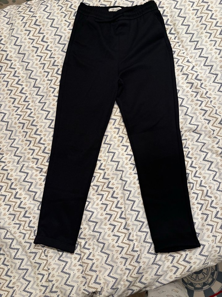 Siyah çocuk rahat pantolon Zara - Görsel 4