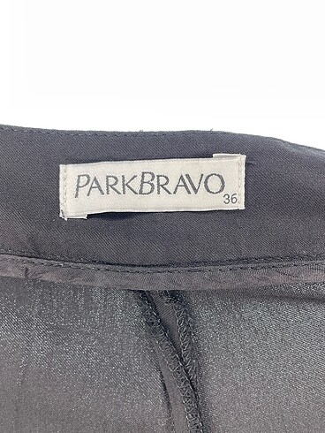 36 Beden siyah Renk Park Bravo Kumaş Pantolon %70 İndirimli.