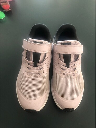 Orjinal Nike spor ayakkabı (star runner 2.0)