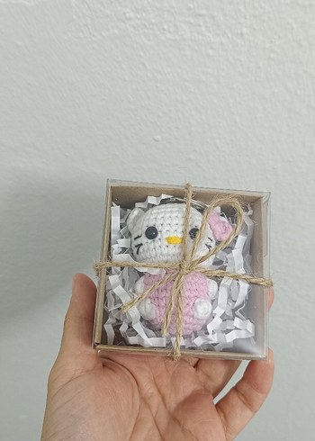 Renkli Örgü Kadın Anahtarlık - Görsel 2