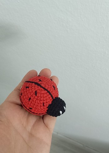 Renkli Örgü Uğur Böceği Anahtarlık - Görsel 4