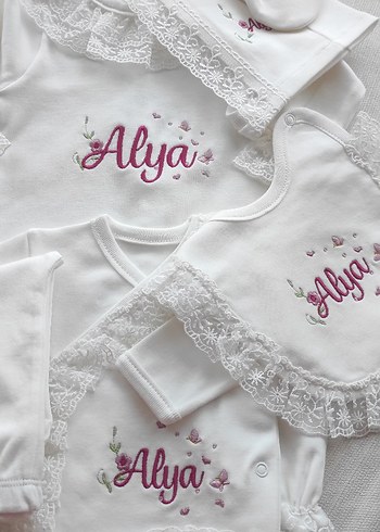 Nakışlı Dantel Detaylı Bebek Hastane Kıyafeti - Görsel 4