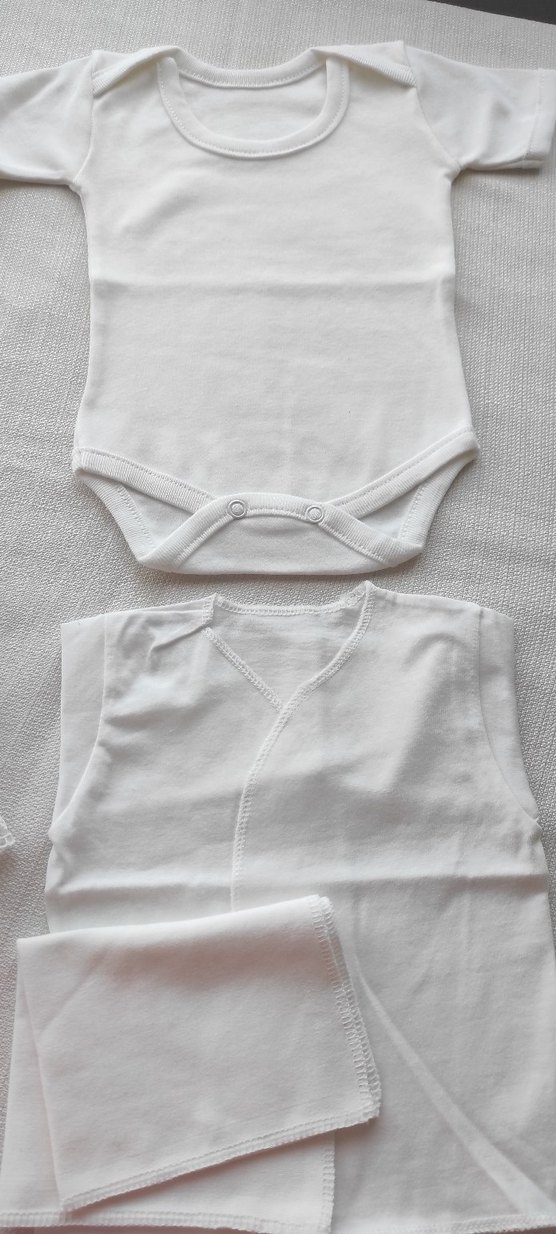 Nakışlı Dantel Detaylı Bebek Hastane Kıyafeti - Görsel 3