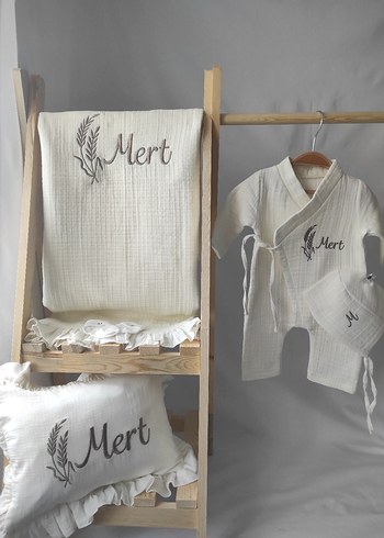 İsme Özel Nakışlı Müslin Set - Görsel 3