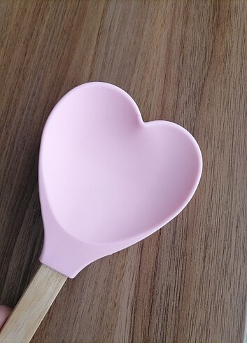 Kalpli silikon spatula