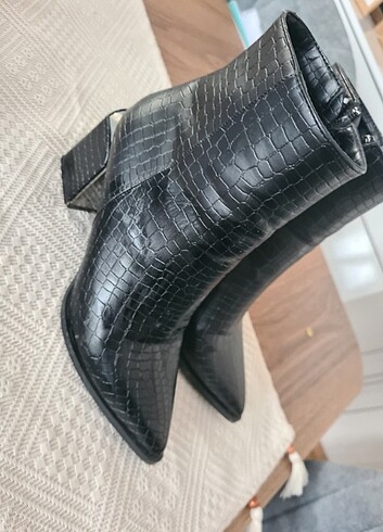 38 Beden Zara..