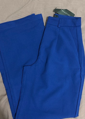 Parlak Mavi Midi Kumaş Kadın Pantolon