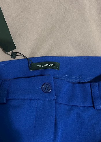 Trendyol & Milla Parlak Mavi Midi Kumaş Kadın Pantolon
