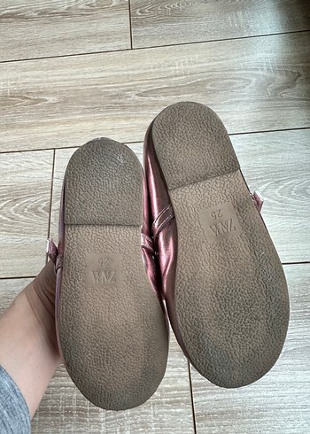 Zara 25 Klasik Tasarımlı Kız Çocuk pembe Rugan Babet - Görsel 6