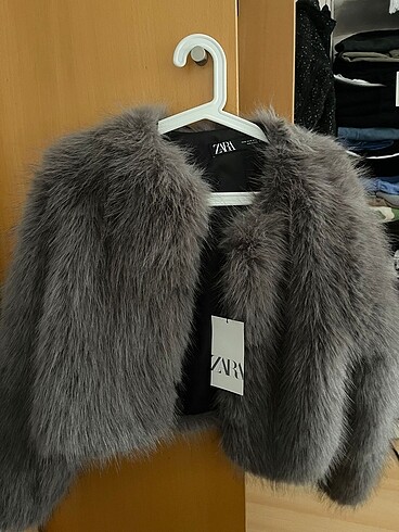 Zara M/38 gri kürk