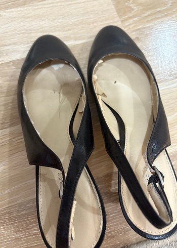 Siyah topuklu ayakkabı - Görsel 3