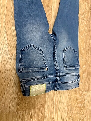 4 Yaş Beden mavi Renk H&M skıny jean