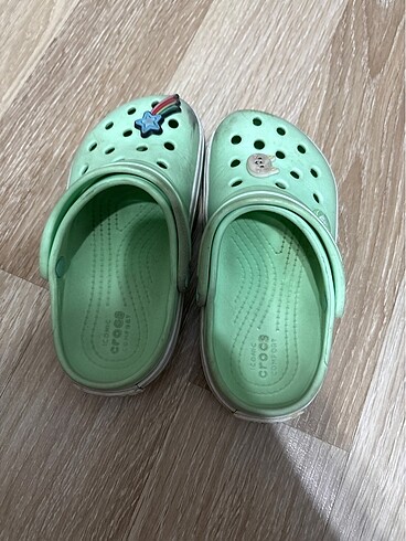 Crocs terlik
