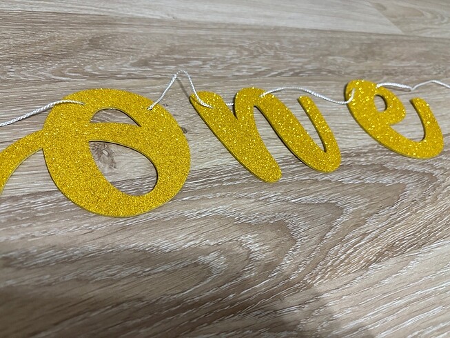 One gold bir yaş flama