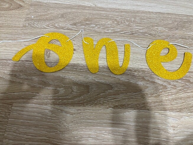 One gold bir yaş flama - Görsel 5