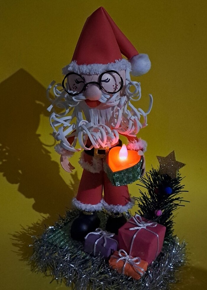 Yeniyil Nobal baba mum. - Görsel 2